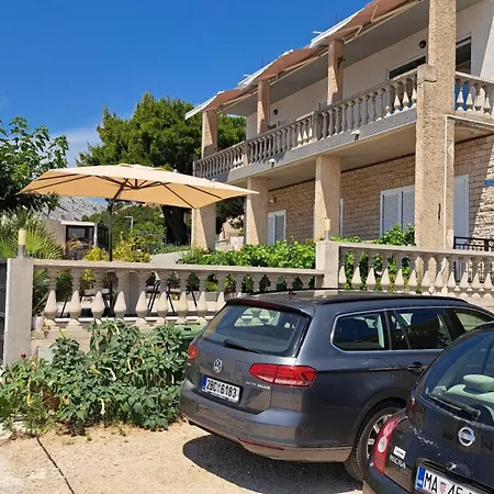 In With Air Conditioning, Wifi, Washing Machine 4947-6 Brela
